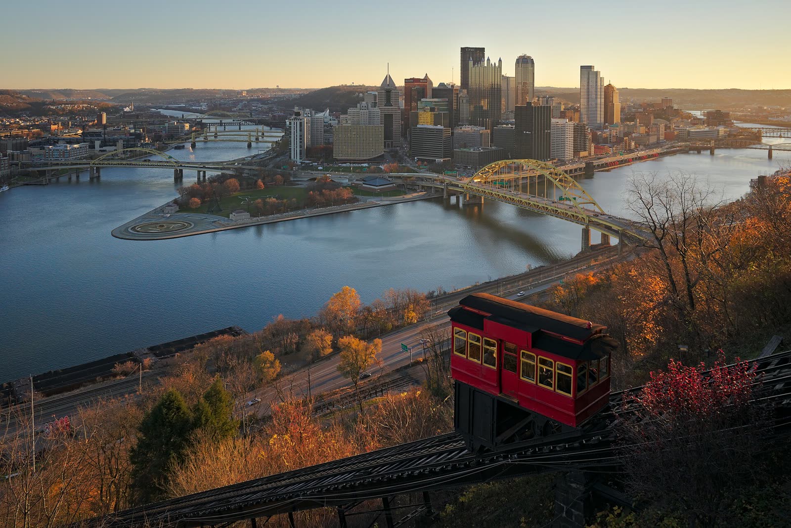 Live events near Heinz Field in Pittsburgh, Pennsylvania